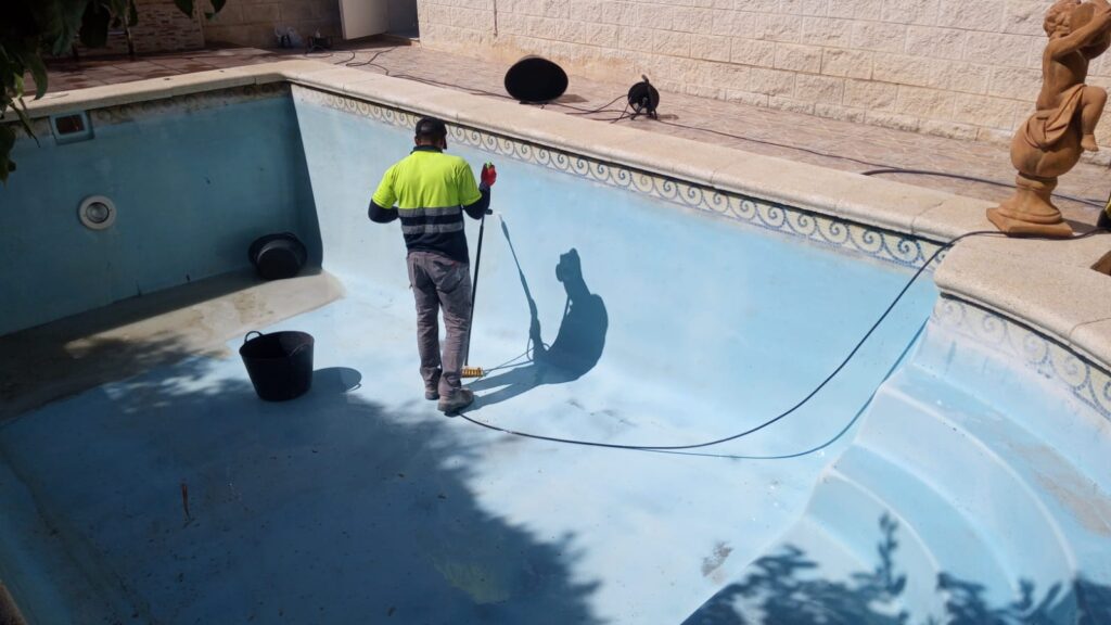 Reparación Piscina Marbella 2 Reparación Piscina Gresite
